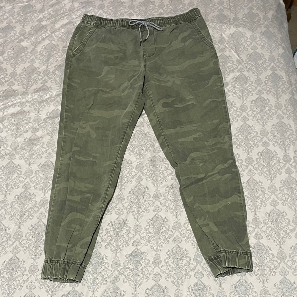 Aeropostale Olive Camouflage Joggers